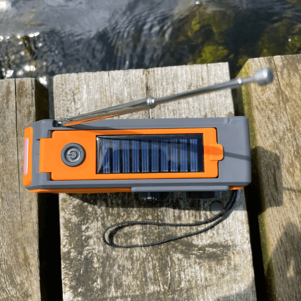 Nødradio 5000 mAh (FJERNLAGER 15-25 dages levering)