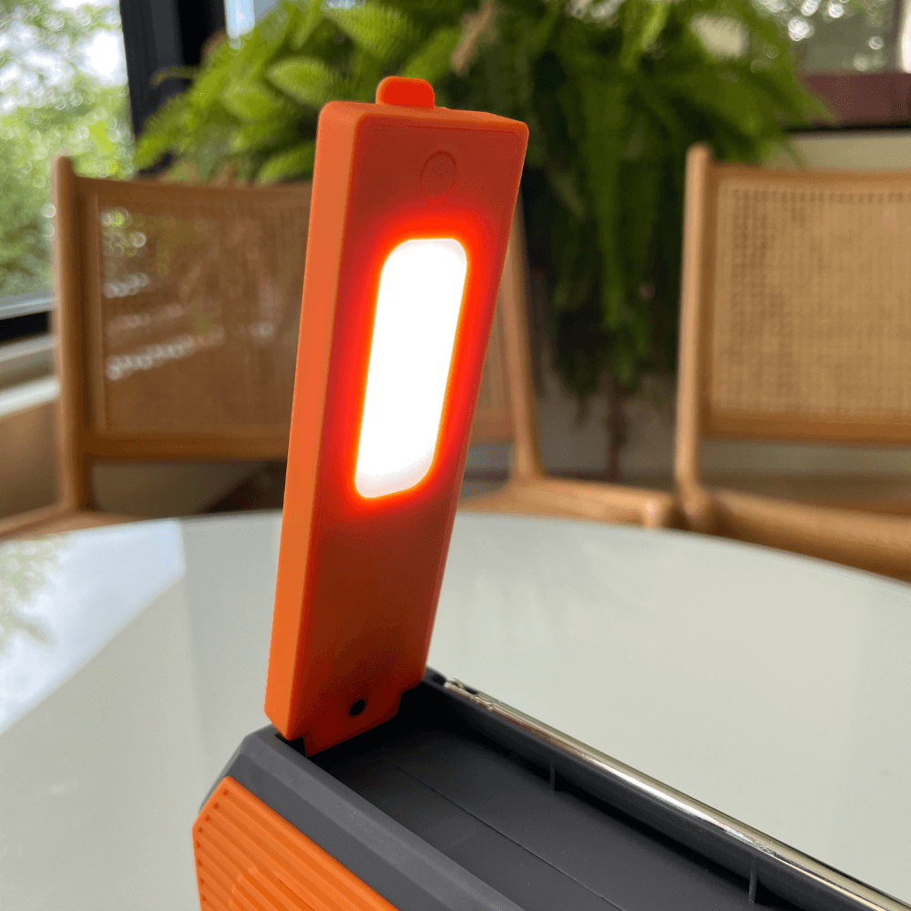 Nødradio 5000 mAh (FJERNLAGER 15-25 dages levering)